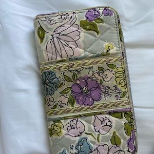 Vera Bradley floral wallet pre owned purple gray